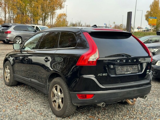 volvo-xc-60-diesel-2012-big-2