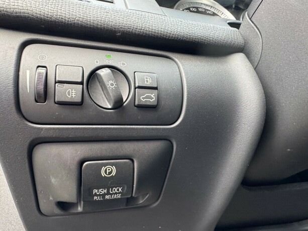 volvo-xc-60-diesel-2012-big-26