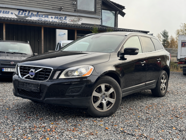 volvo-xc-60-diesel-2012-big-0