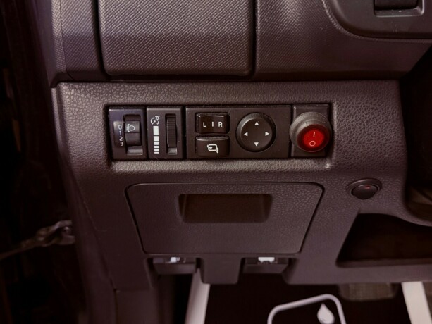 isuzu-d-max-diesel-2016-big-30