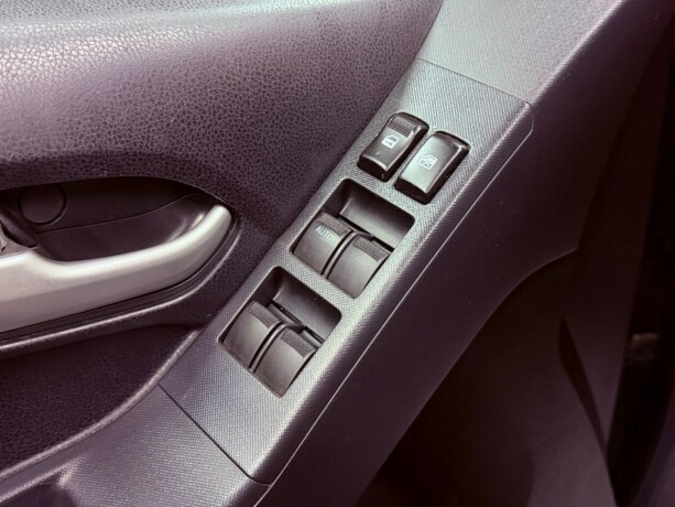 isuzu-d-max-diesel-2016-big-25