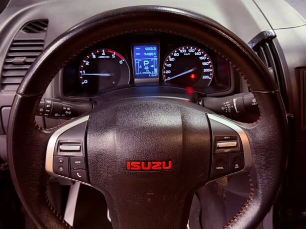 isuzu-d-max-diesel-2016-big-26