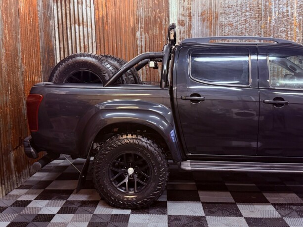 isuzu-d-max-diesel-2016-big-3