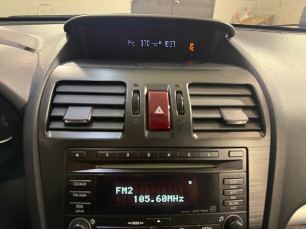 subaru-xv-bensin-2013-big-19