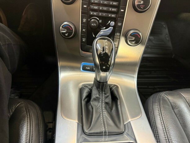 volvo-v60-elektrisitetdiesel-2013-big-28