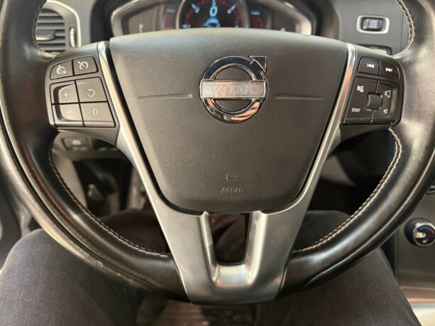 volvo-v60-elektrisitetdiesel-2013-big-20