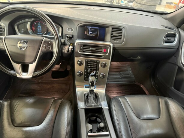 volvo-v60-elektrisitetdiesel-2013-big-19