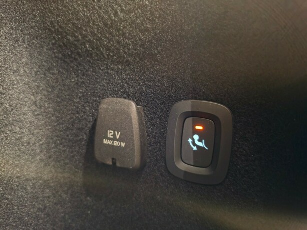 volvo-v60-plug-in-petrol-2022-big-24