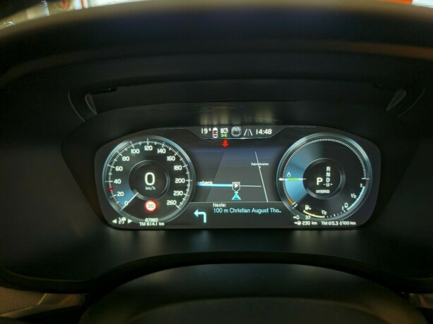 volvo-v60-plug-in-petrol-2022-big-30