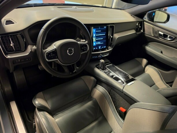 volvo-v60-plug-in-petrol-2022-big-28