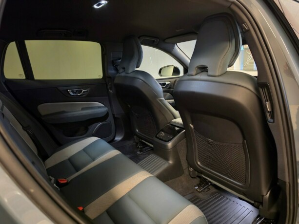 volvo-v60-plug-in-petrol-2022-big-19