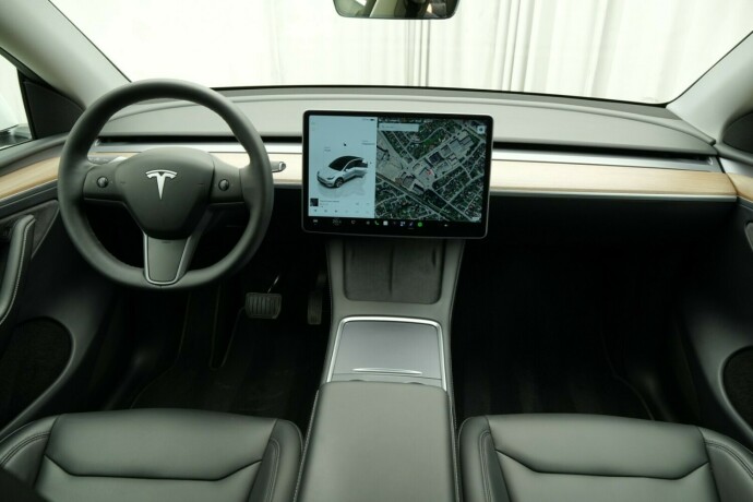 tesla-model-y-elektrisitet-2024-big-22