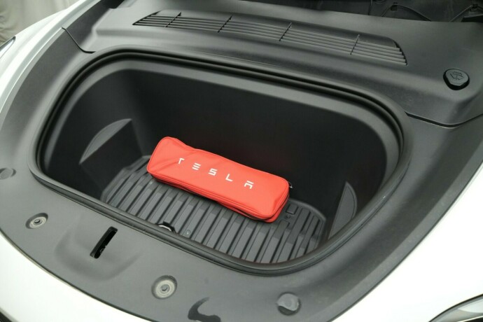 tesla-model-y-elektrisitet-2024-big-17