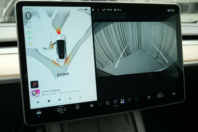 tesla-model-y-elektrisitet-2024-big-37