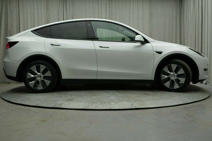 tesla-model-y-elektrisitet-2024-big-6