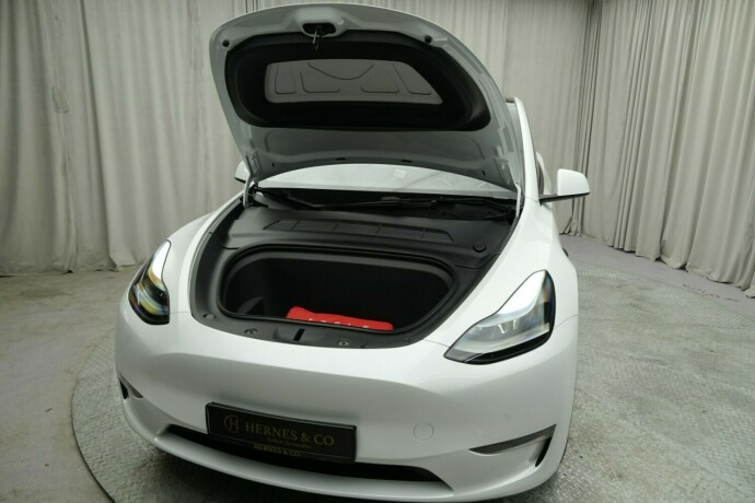 tesla-model-y-elektrisitet-2024-big-16