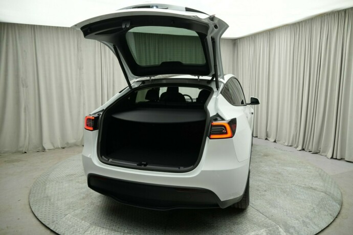 tesla-model-y-elektrisitet-2024-big-11
