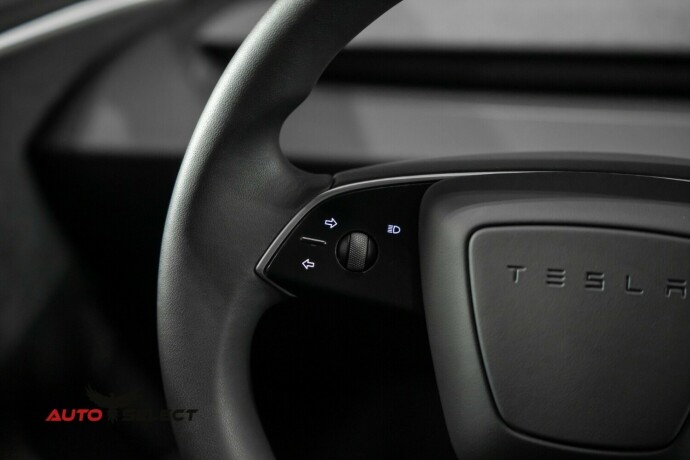 tesla-model-3-elektrisitet-2024-big-30
