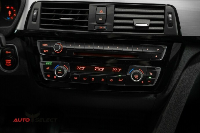 bmw-320i-bensin-2017-big-34