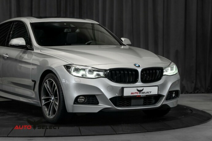 bmw-320i-bensin-2017-big-1