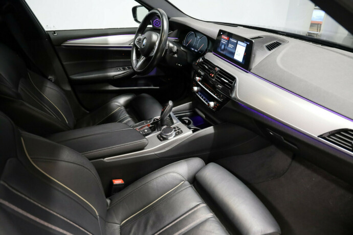 bmw-540i-bensin-2018-big-4