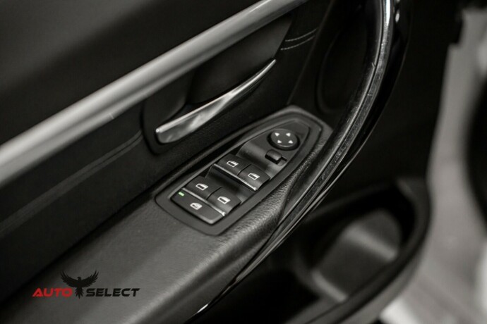 bmw-318i-bensin-2018-big-21