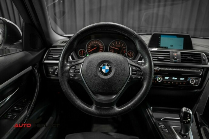 bmw-318i-bensin-2018-big-26