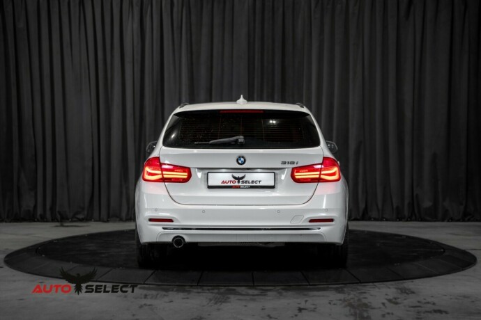 bmw-318i-bensin-2018-big-7