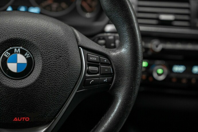 bmw-318i-bensin-2018-big-29