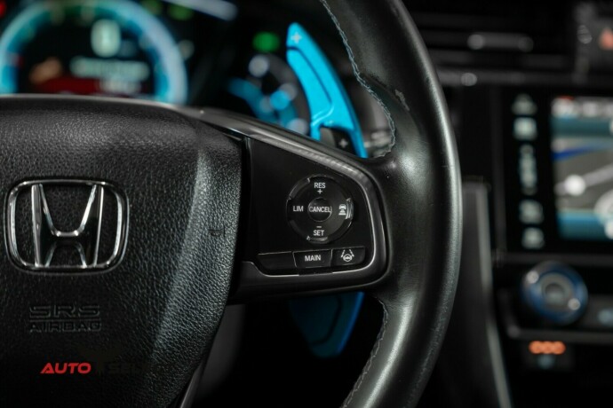 honda-civic-bensin-2017-big-29