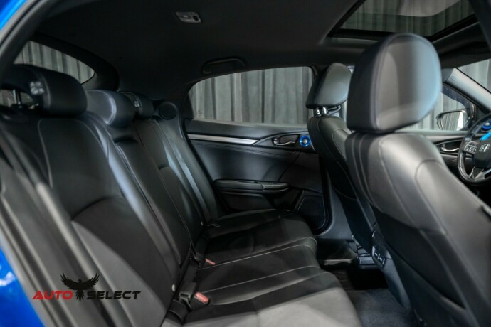 honda-civic-bensin-2017-big-12