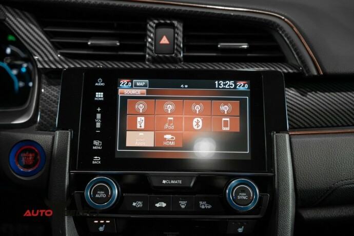 honda-civic-bensin-2017-big-36