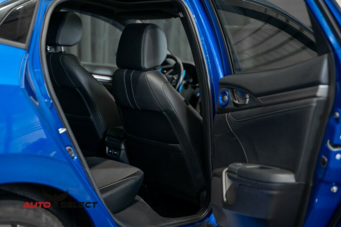 honda-civic-bensin-2017-big-11