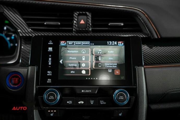 honda-civic-bensin-2017-big-35