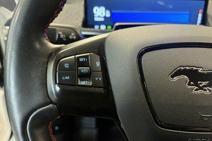 ford-mustang-mach-e-elektrisitet-2021-big-22