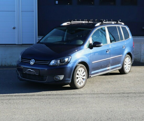 volkswagen-touran-diesel-2012-big-0