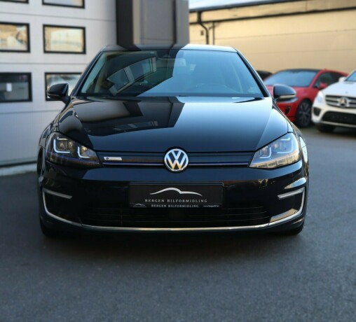volkswagen-e-golf-vii-elektrisitet-2015-big-4