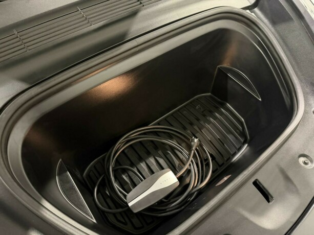 tesla-model-y-elektrisitet-2023-big-16