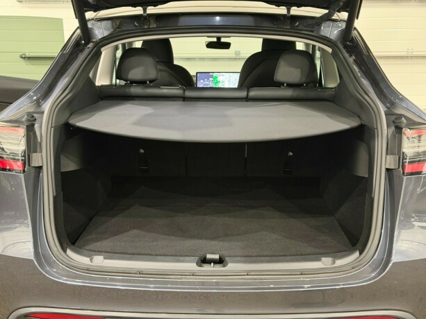 tesla-model-y-elektrisitet-2023-big-11