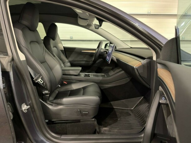 tesla-model-y-elektrisitet-2023-big-8