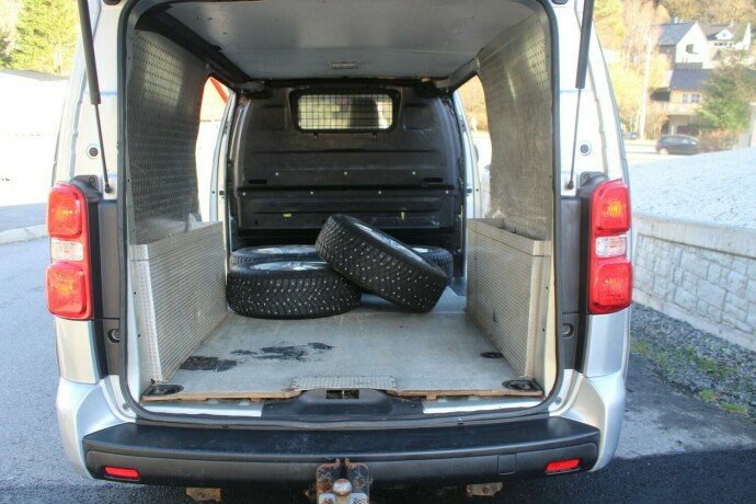 toyota-proace-diesel-2017-big-5