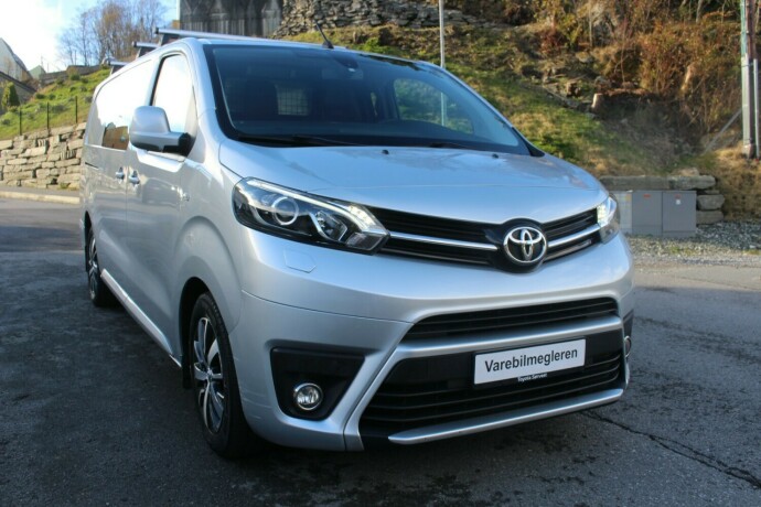 toyota-proace-diesel-2017-big-0
