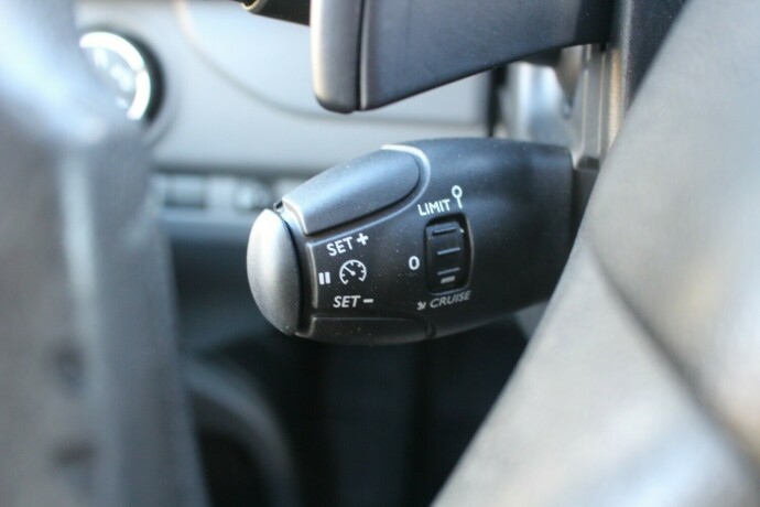 toyota-proace-diesel-2017-big-12