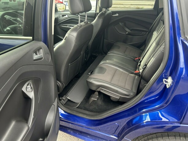 ford-kuga-diesel-2015-big-11