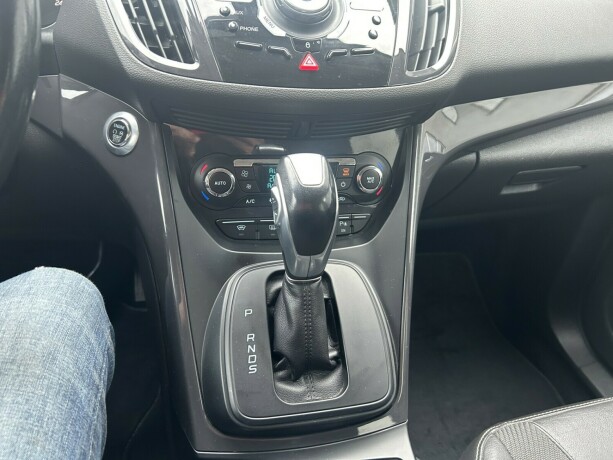 ford-kuga-diesel-2015-big-21