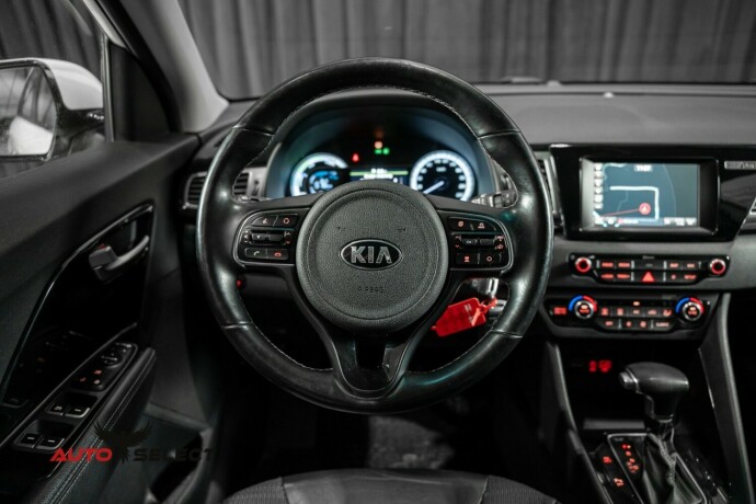 kia-niro-elektrisitetbensin-2018-big-23