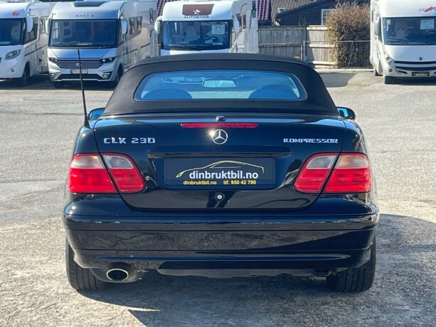 mercedes-benz-clk230-bensin-2001-big-5