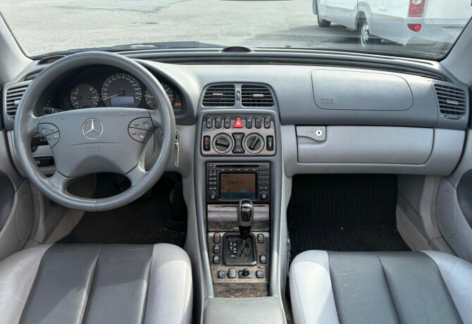mercedes-benz-clk230-bensin-2001-big-21