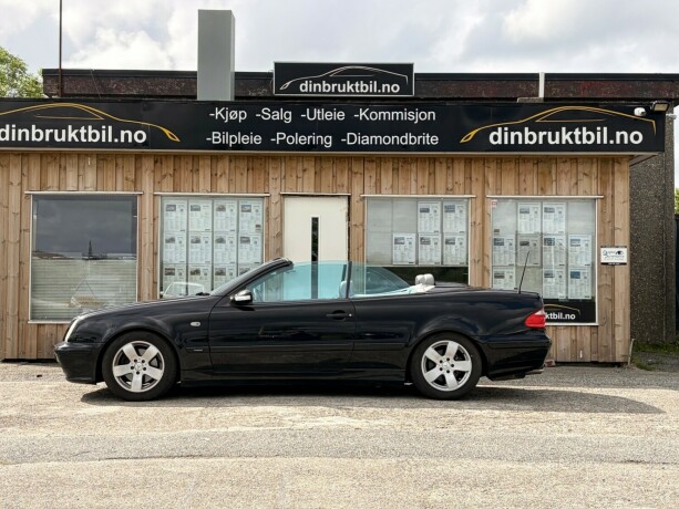 mercedes-benz-clk230-bensin-2001-big-15