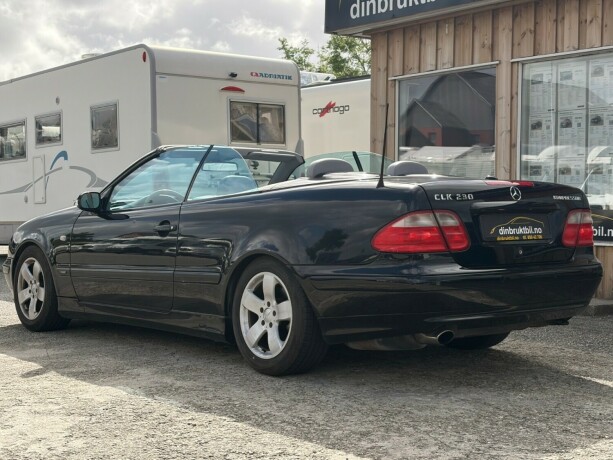 mercedes-benz-clk230-bensin-2001-big-14